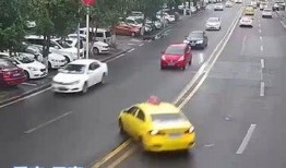 车速过快,揭秘超速驾驶的惊险瞬间